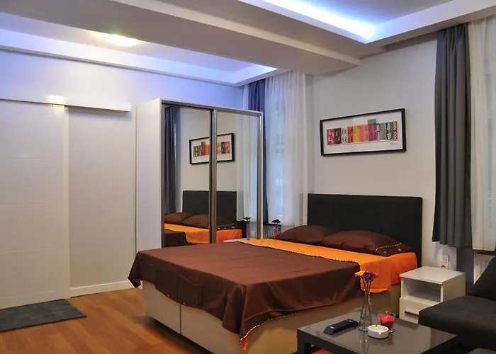 Kaya Apartment